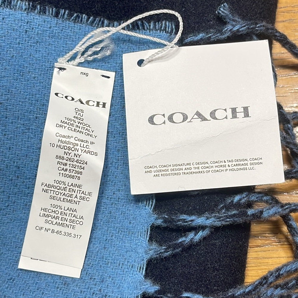 NWT HTF COLOR COMBO COACH OVERSIZED BI-COLOR HORSE & CARRIAGE WOOL MUFFLER - Picture 6 of 8
